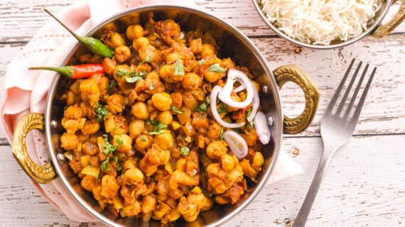Easy Chana Masala Recipe | North Indian Style